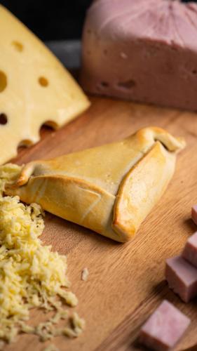 Jamón Queso - $3.000