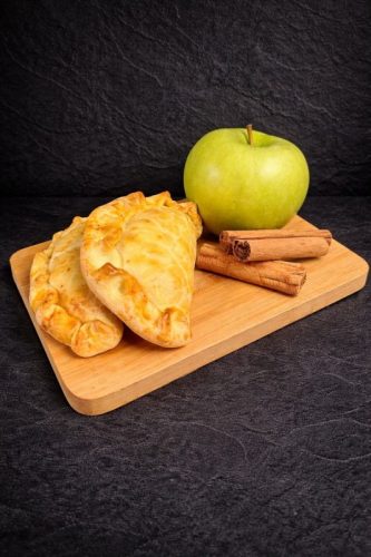 Dulces - $1.800 / Cheesecake Frambuesa / Manzana Nuez / Membrillo Murta